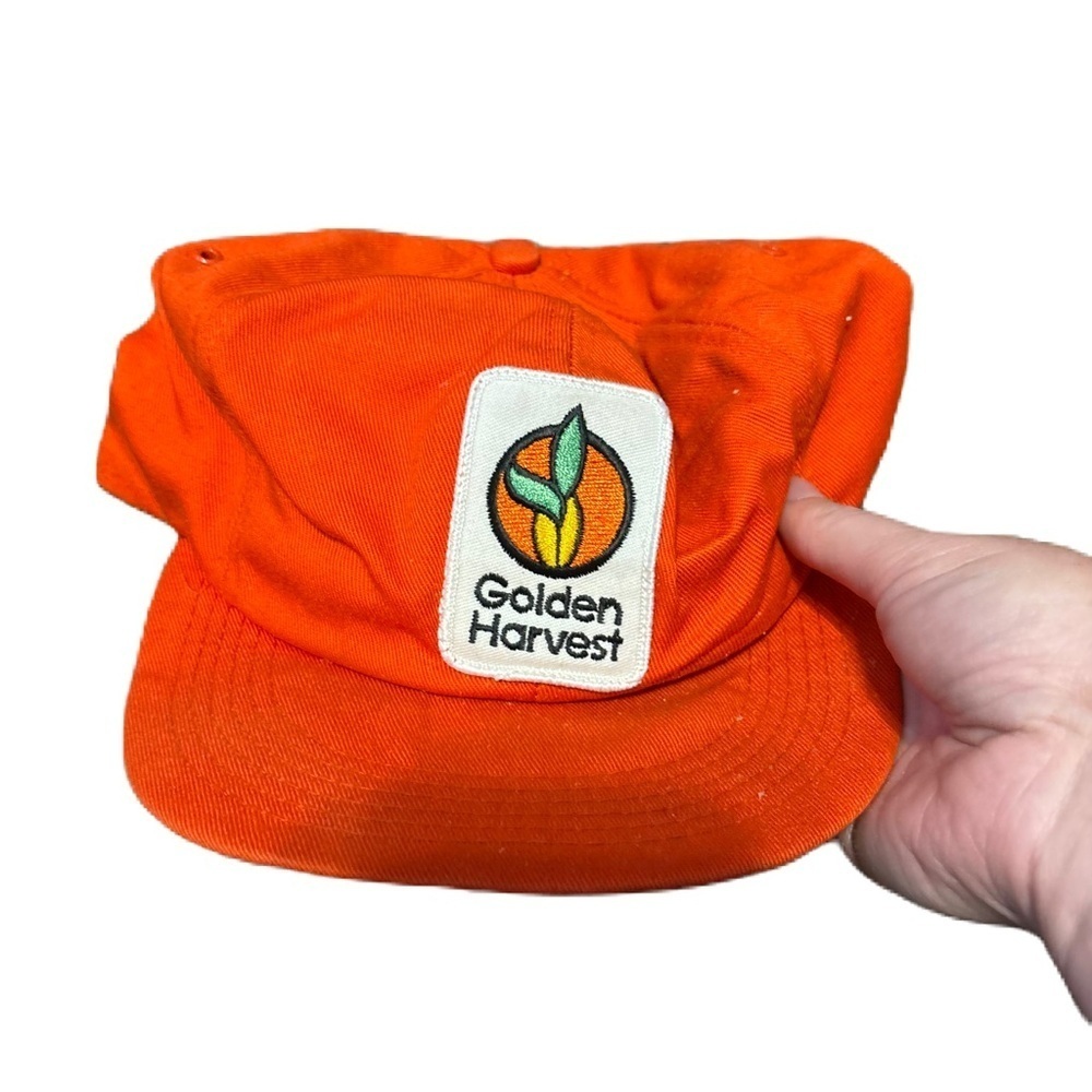Vintage NEW GOLDEN HARVEST LIVESTOCK FEED PATCH HAT SnapBack